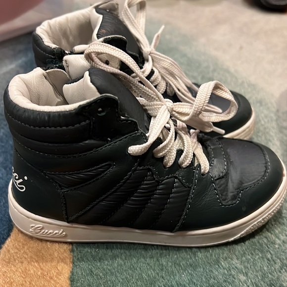 Toddler Boys Gucci Sneakers sizes 24 @gucci @guccikids #gucci - Picture 3 of 4